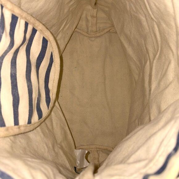 Baggu Blue and Cream Canvas Duck Bag - Picture 6 of 7